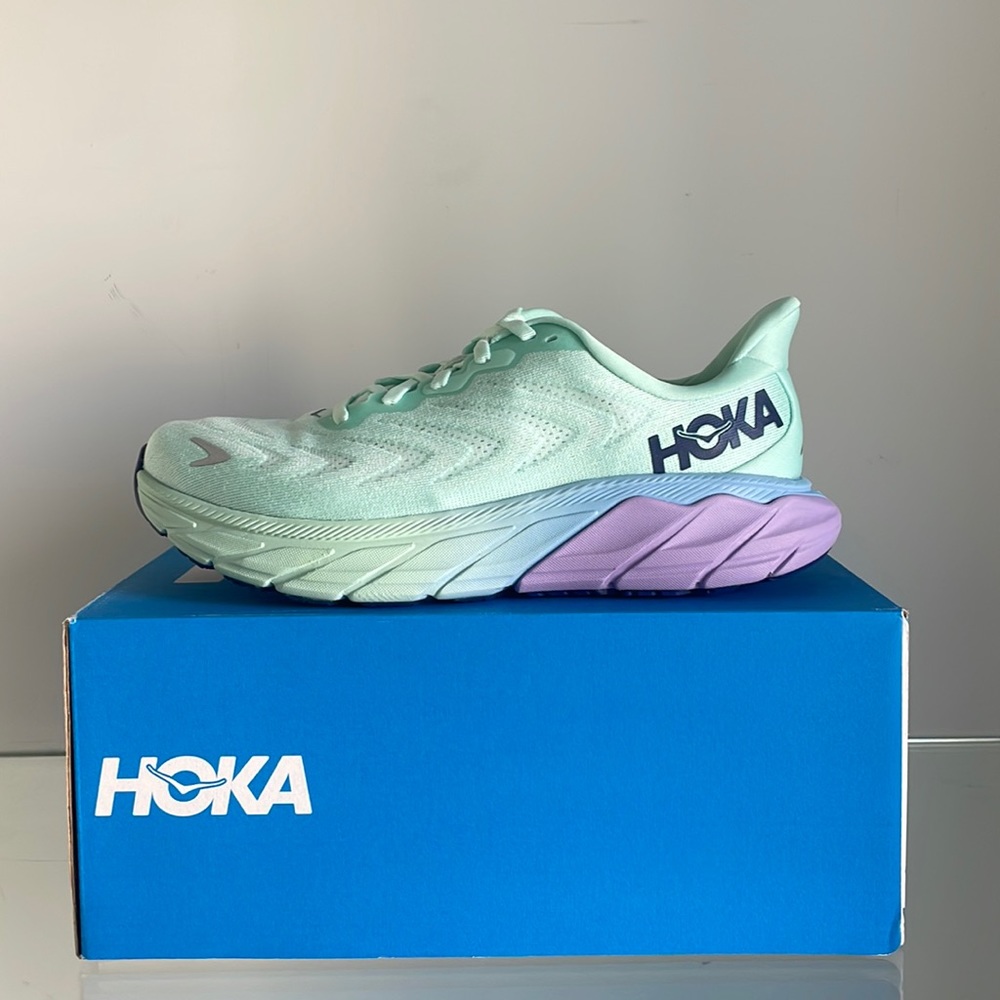 Women’s HOKA Arahi 6